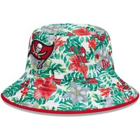 Men's New Era  White Tampa Bay Buccaneers Botanical Bucket Hat