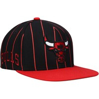 Men's Mitchell & Ness Black/Red Chicago Bulls Hardwood Classics Pinstripe Snapback Hat