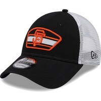 Men's New Era Black/White San Francisco Giants Logo Patch 9FORTY Trucker Snapback Hat